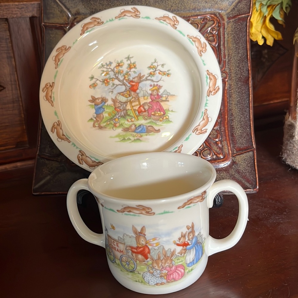 Bunnykins baby bowl and cup.